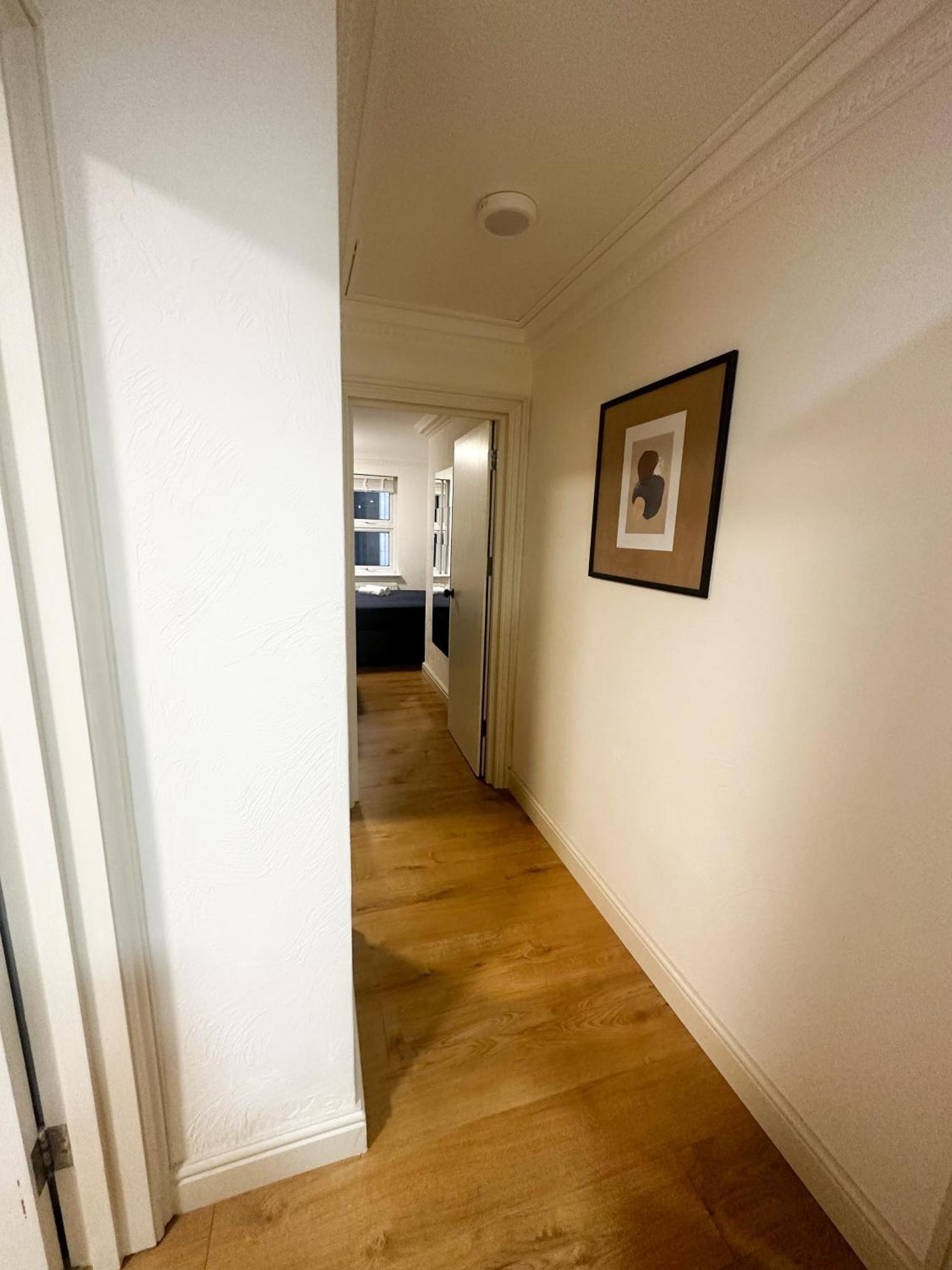 Flat 3 Stay In Aldgate Apartments Лондон Экстерьер фото