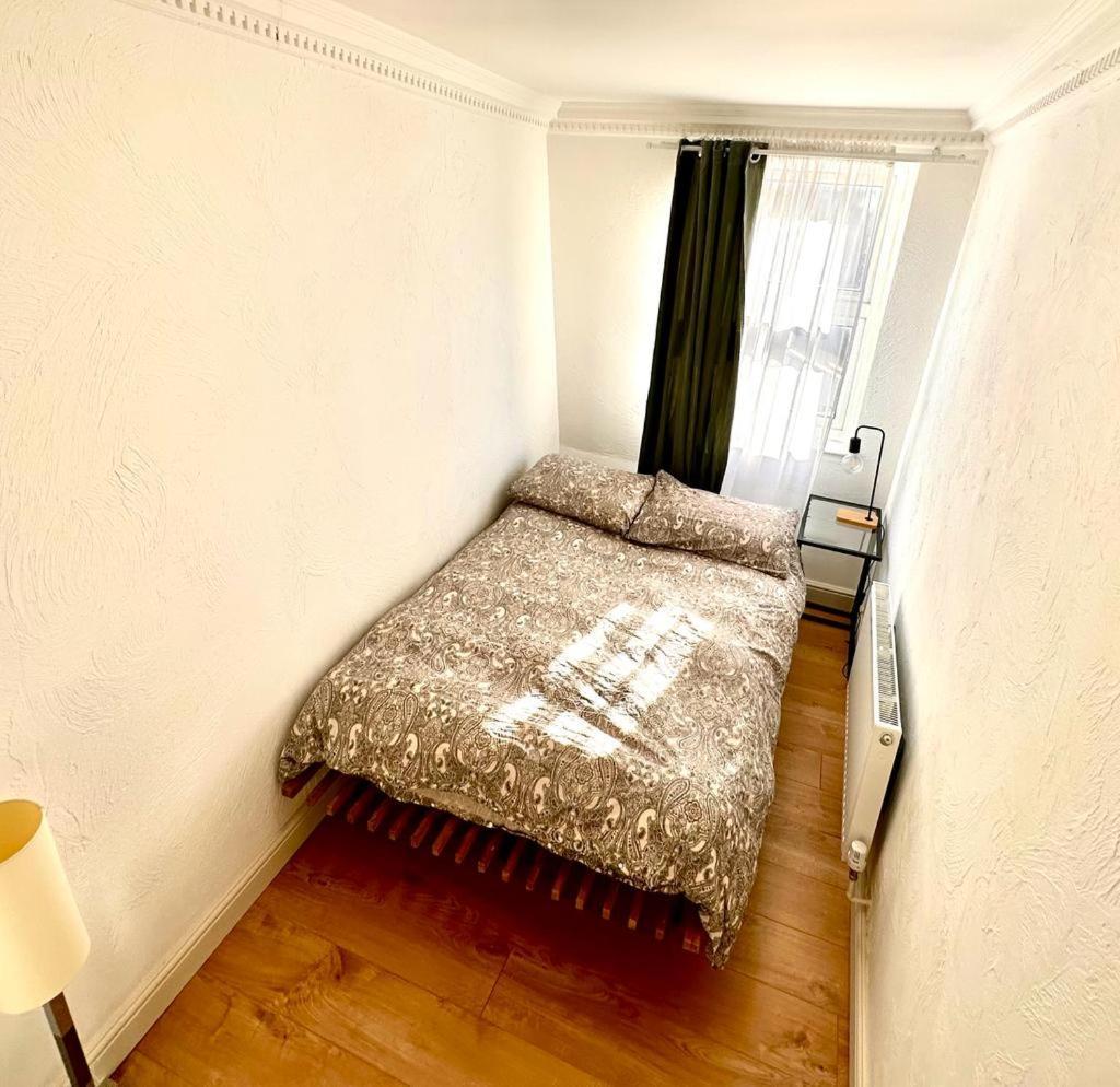 Flat 3 Stay In Aldgate Apartments Лондон Экстерьер фото